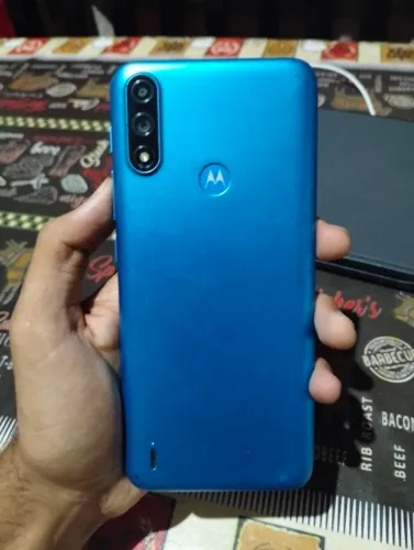 Moto E7 plus funcionando perfeitamente | tela trincada 