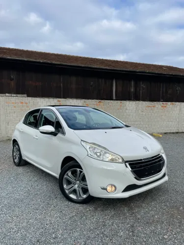 Peugeot 208 Griffe 1.6 Flex 16V 5P Aut. 2015