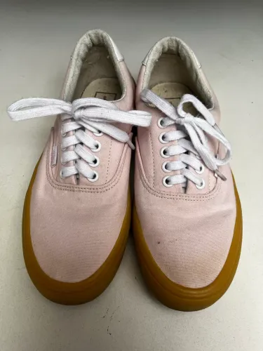 Vans Era