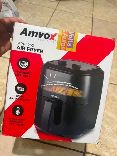 Amvox Fritadeira Elétrica Air Fryer ARF 1250 110V com 5,5L e 1400W Lacrado
