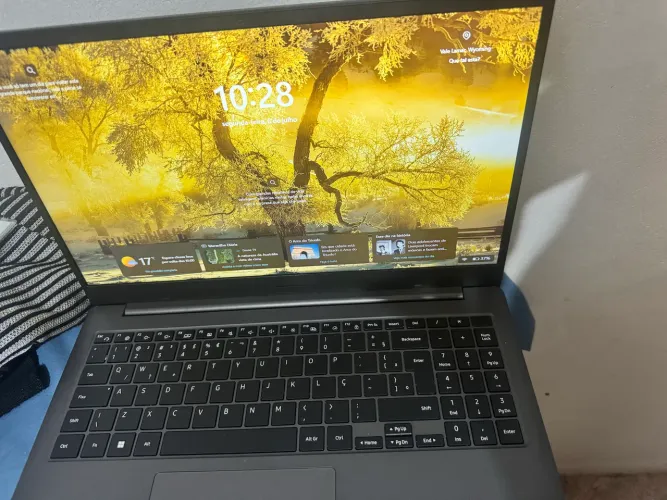 Vende-se notebook galaxy book