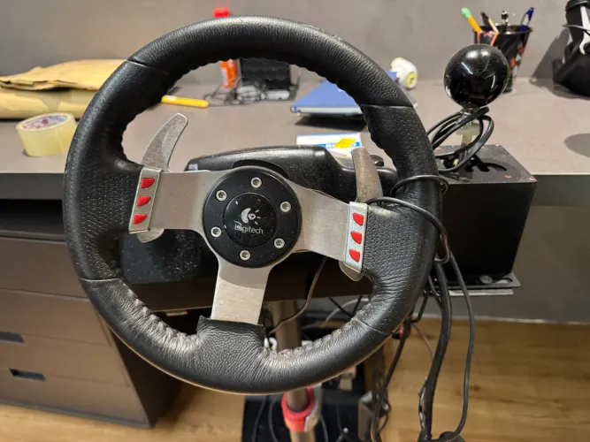 Logitech G27 + Cockpit