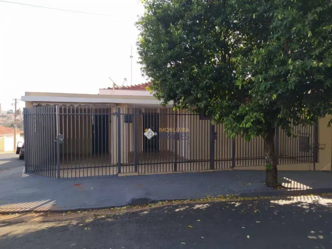 Vila Anchieta - Casa com 2 dormitórios para alugar, R$ 1.300/mês - Vila Anchieta - São Jos