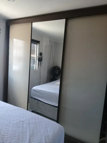 Guarda roupa casal