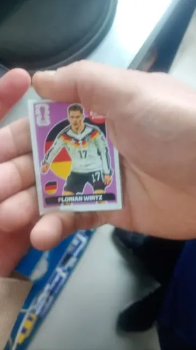 Figurinha legend 2026