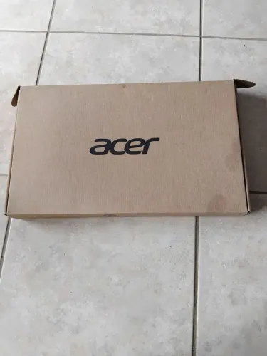 Caixa vazia de computador ACER