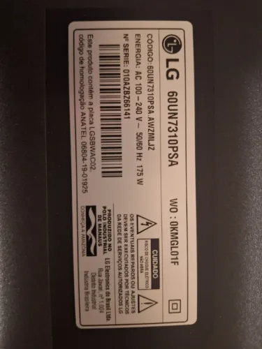 TV LG 60UN7310PSA - Display quebrado
