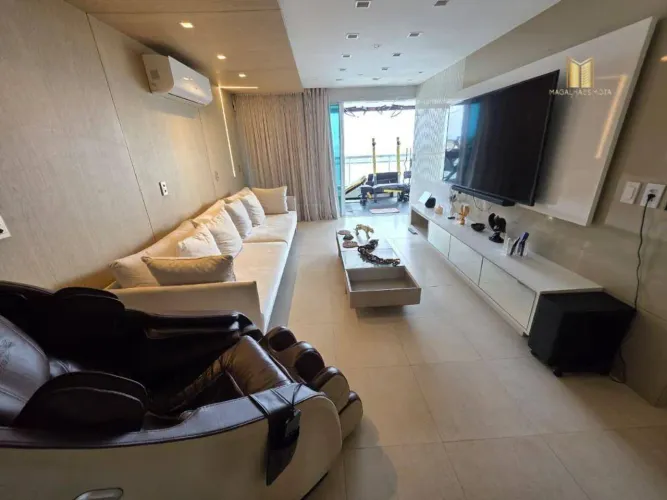 Apartamento com 3 dormitórios à venda, 210 m² por R$ 3.000.000,00 - Porto das Dunas - Aqui