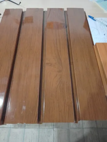 Painel ripados em aço uso interno e externo cores amadeiradas