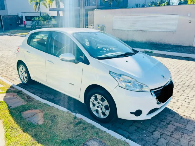 Peugeot 208 Active/active Pack 1.5 Flex 8V 5P 2014