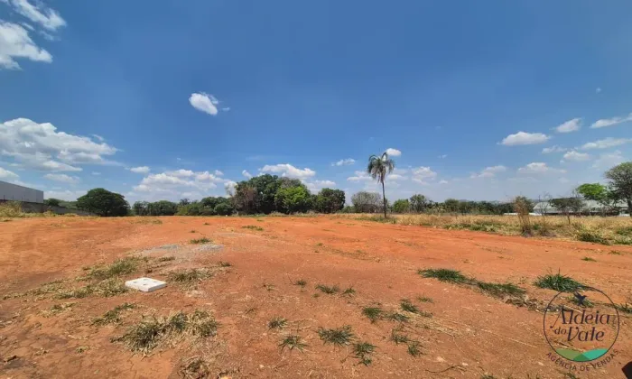 Lote comercial no Sitio recreio ipe - atrás do Ceasa