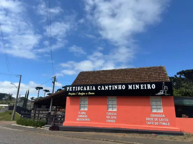 Vendo loja no caminho do Vinho