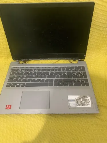 Lenovo IdeaPad 3 Ryzen 5 8GB RAM + 1TB HD