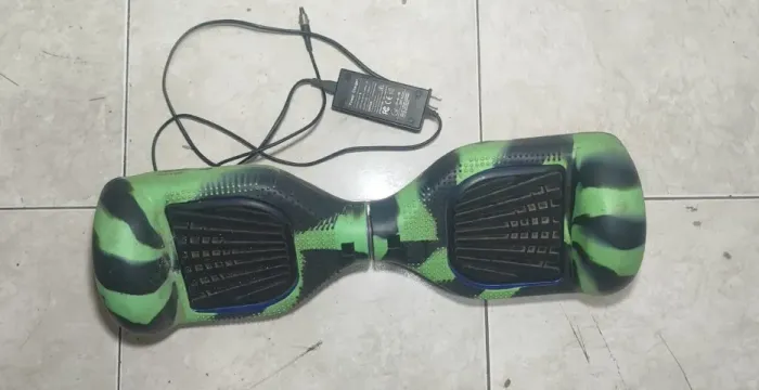 Overboard Hoverboard Scooter Eletrico Verde com Capa de Silicone e Carregador