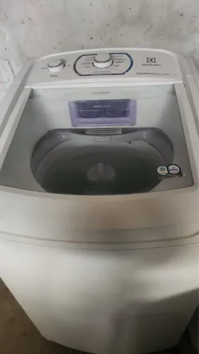Máquina semi nova