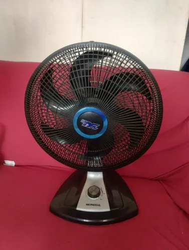 Vendo esse ventilador da Mondial 50 cm 110 Volts potência excelente.De 170 por 140