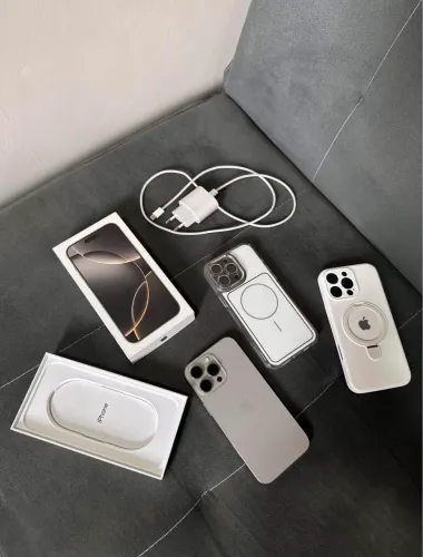 IPHONE 16 PRO MAX