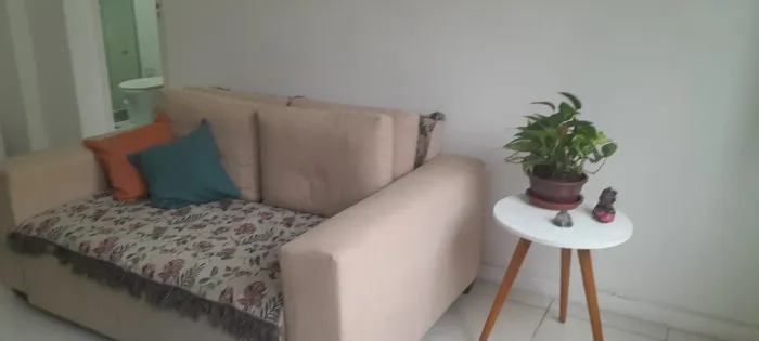 Vendo Sofa Bicama,2 lugares-usado em bom estado de conservacao
