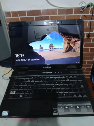 Notebook accer machines