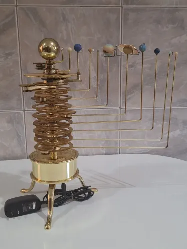 Planetário de agostine. Sistema solar