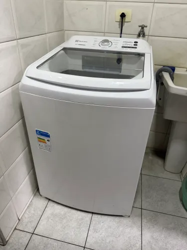 Máquina de lavar Electrolux- 15 quilos