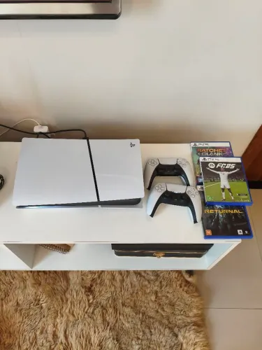 PS5 NOVINHO POUCO USADO