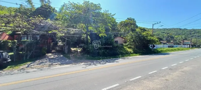 Terreno de 18.000m² à venda no Morro das Pedras, Florianópolis/SC