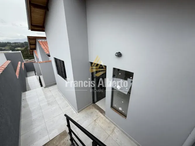 Casa 2 dormitórios em condominio em Extrema MG REF: CACORE01