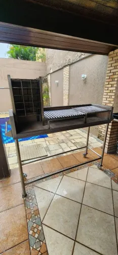 Churrasqueira Parrilheira em Inox com rodas