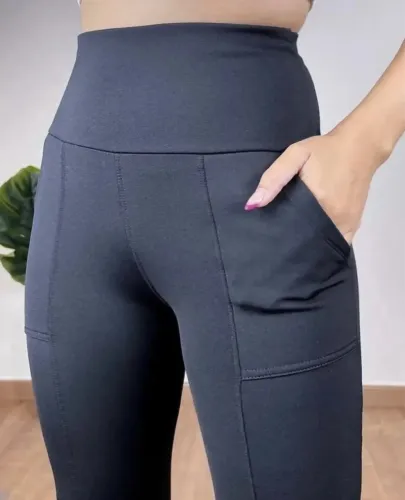 Calça montaria Suplex  com elastano 