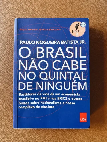 Livro ?O Brasil Não Cabe no Quintal de Ninguém?