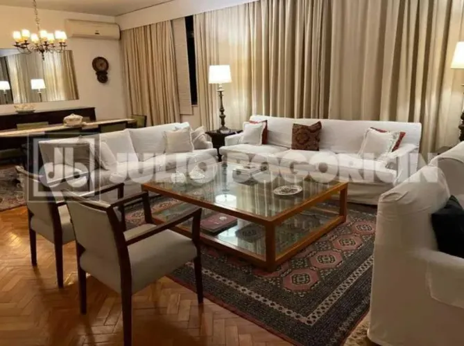 Apartamento : Padrão / Residencial / Copacabana