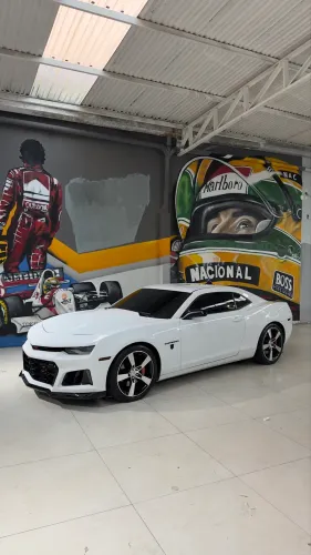 Chevrolet Camaro SS 6.2 V8 16V 2012