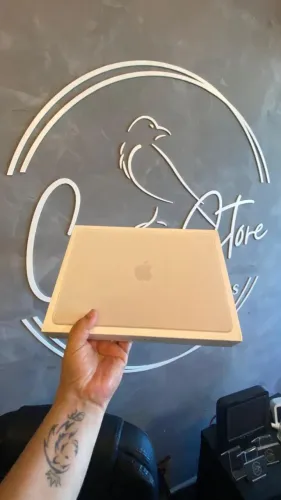 MacBook Neo 8GB RAM / 256GB SSD
