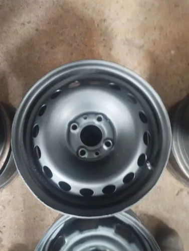Roda da Fiat Palio Siena aro14 conservado 