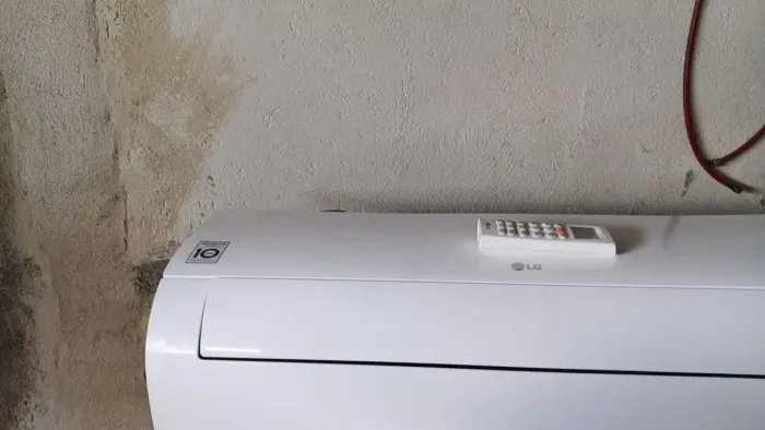 LG 12000 BTUs 127