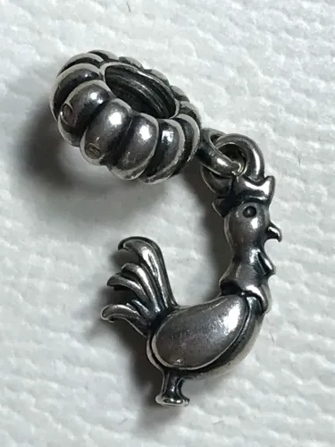 Berloque Pandora Galo