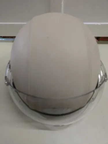 Capacete couro bege