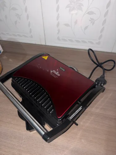 Sanduicheira e Grill Philco Press Inox Vermelha