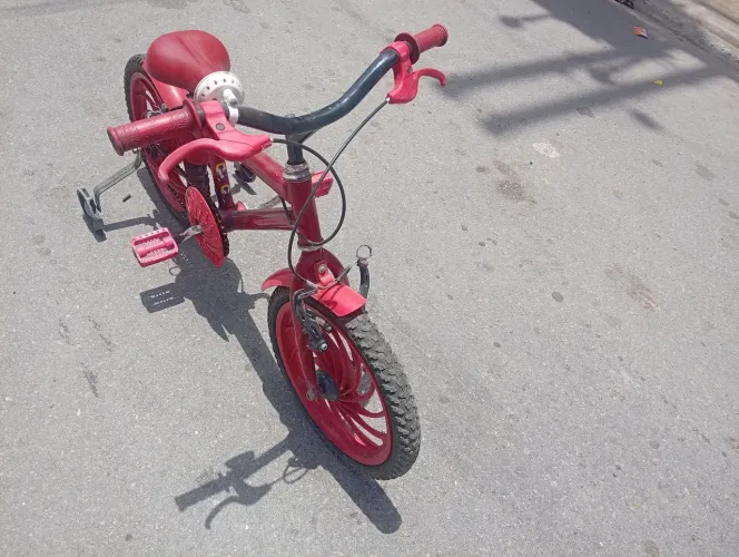 Bicicleta Infantil Kalf Aro 16 (Vermelha)