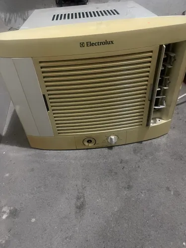 AR-CONDICIONADO 7500 BTU