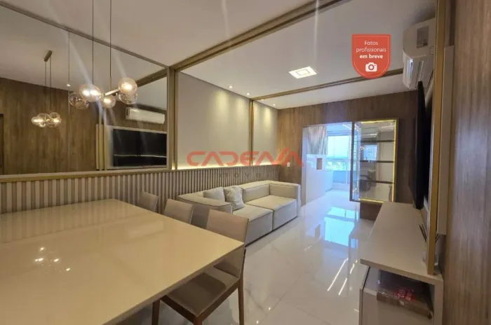 Apartamento com 3 quartos e 2 vagas para aluguel no Centro