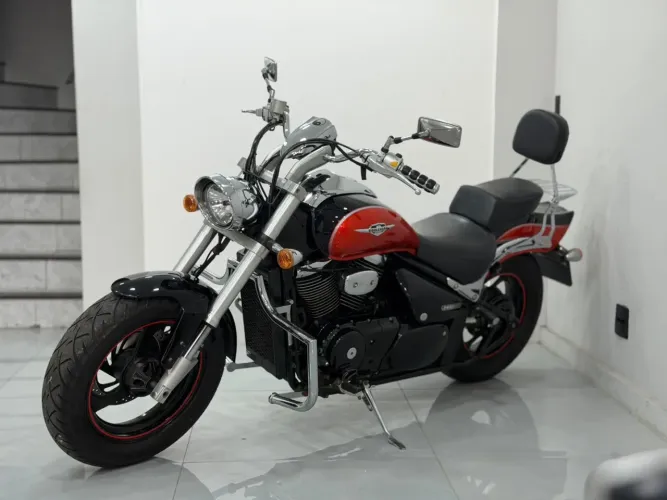 Suzuki Boulevard m800 2011