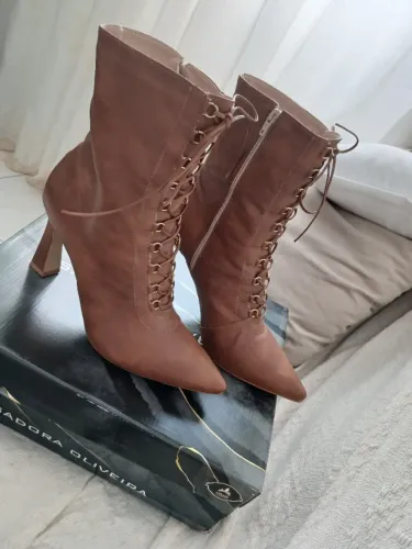 Bota feminina