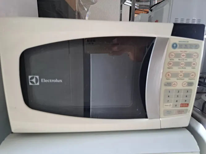Microondas Electrolux 20 litros + entrega gratis em Sorocaba.