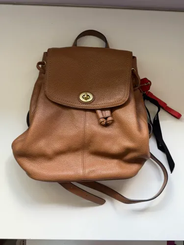 mochila de couro coach
