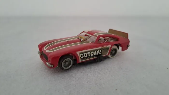 MT Tyco 1970 Pro Slot Car Gotcha! Funny Car Chevy Vega Esc. HO Autorama Carro Corrida