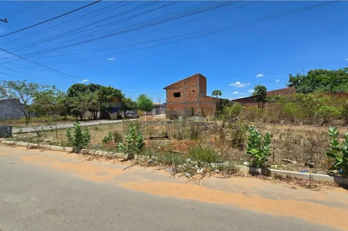 Terreno Residencial a VENDA em Barreiras, BA