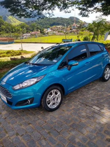 Ford Fiesta 1.6 16V Flex Mec. 5P 2016