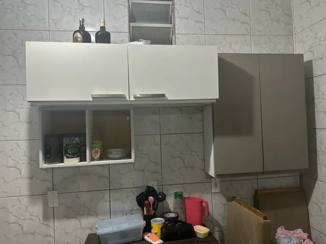 Geladeira e armário
